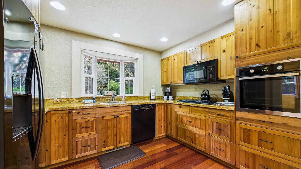 Photo of Kitchen in Orick