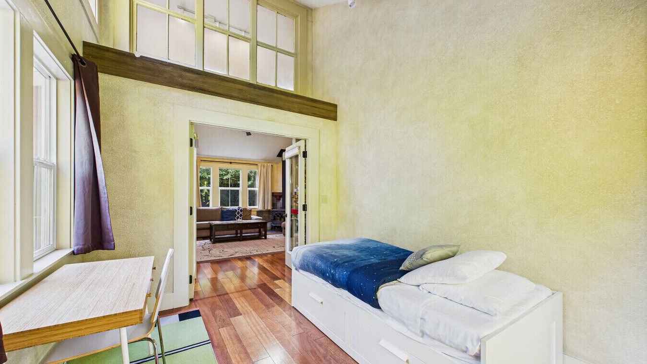 Photo of Bedroom in Orick