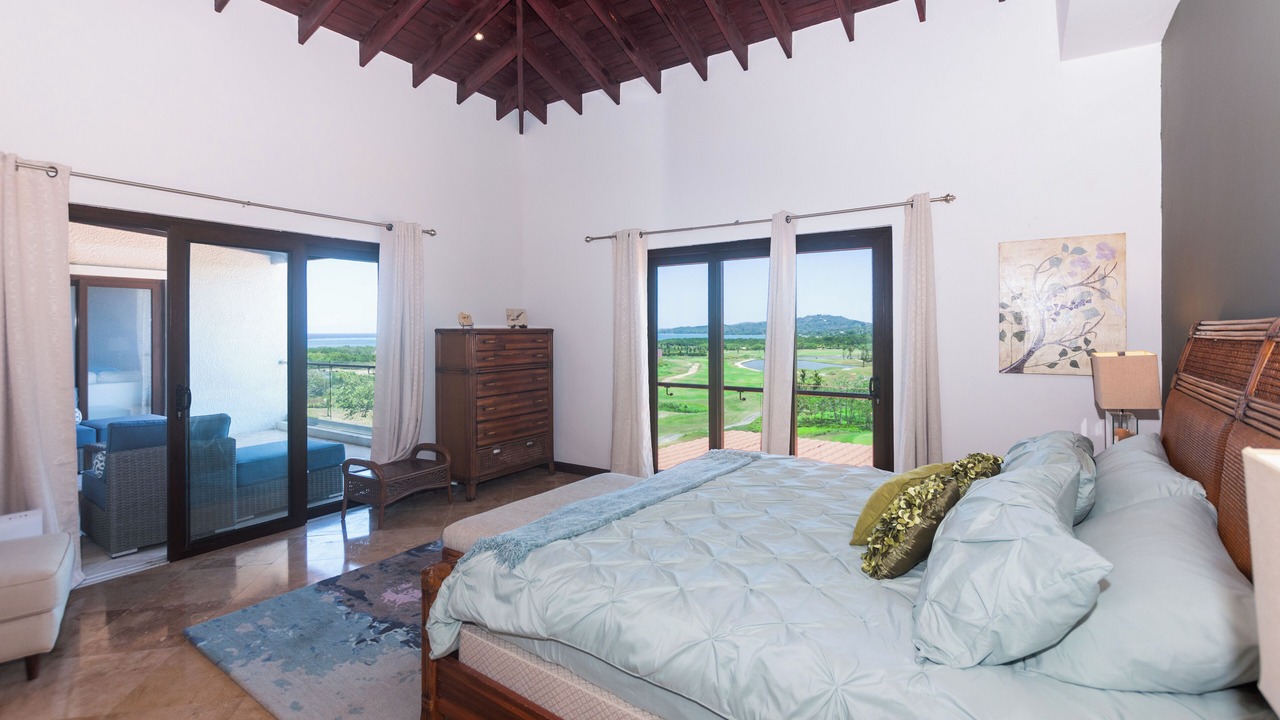 Photo of Bedroom in Pristine Bay