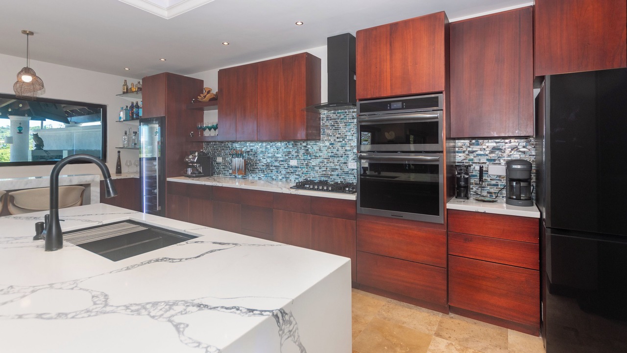 Photo of Kitchen in Pristine Bay