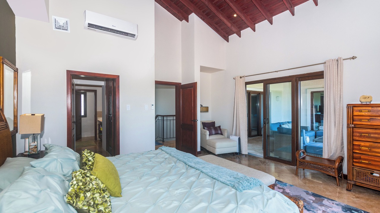 Photo of Bedroom in Pristine Bay