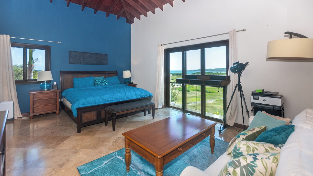 Photo of Bedroom in Pristine Bay