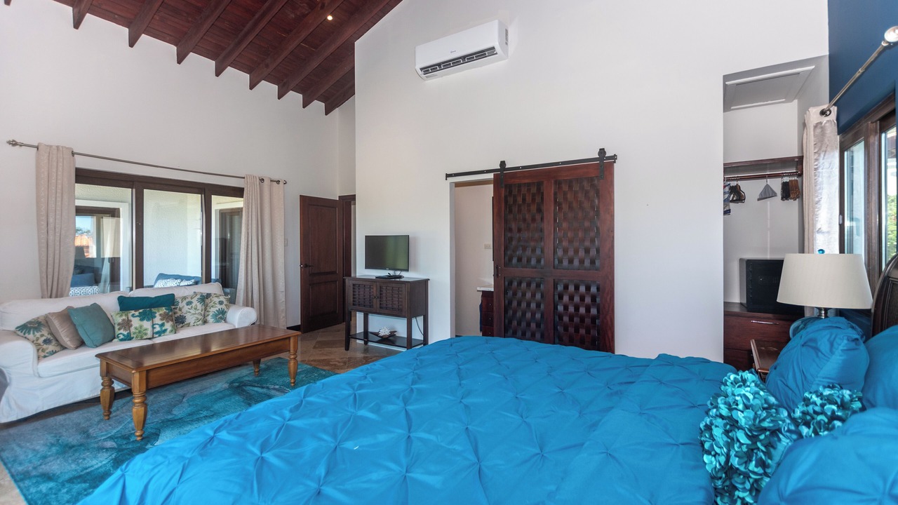 Photo of Bedroom in Pristine Bay