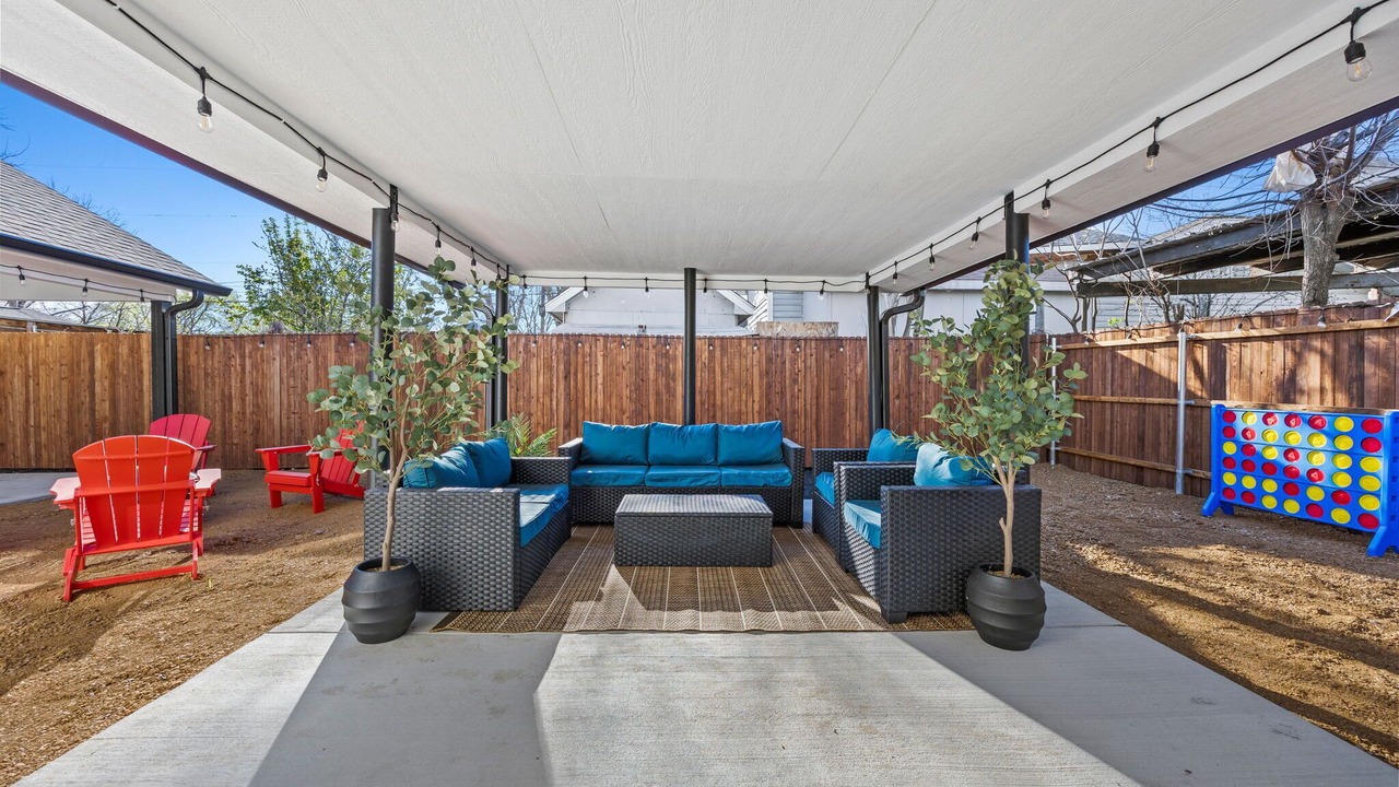 Photo of Patio Balcony in Oak Cliff