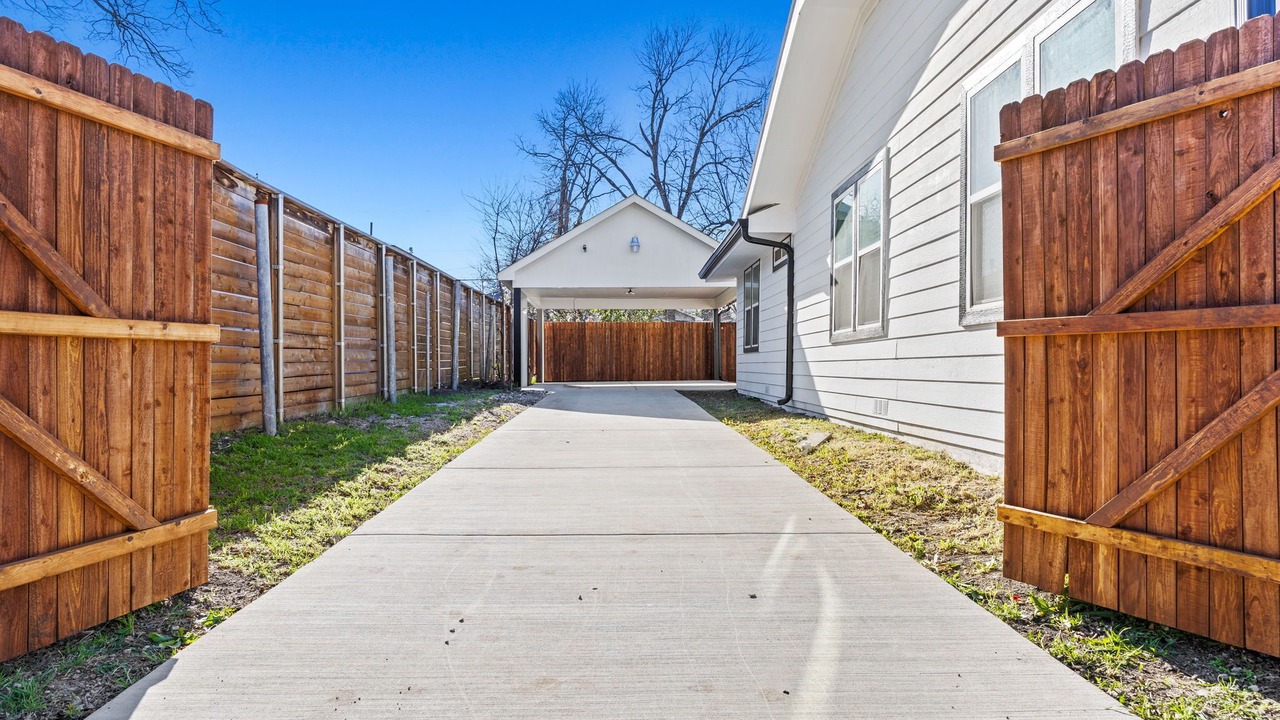 Photo of Outdoor in Oak Cliff