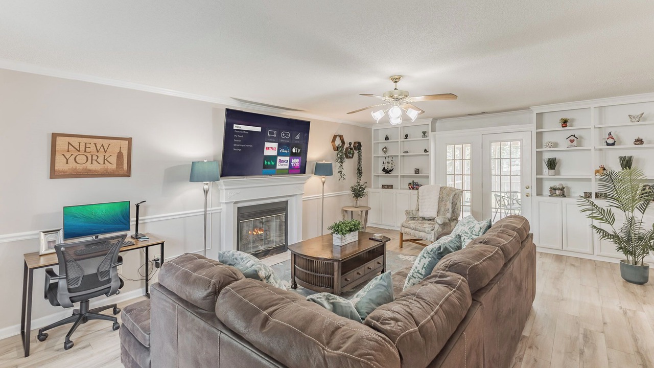 Photo of Livingroom in Madison