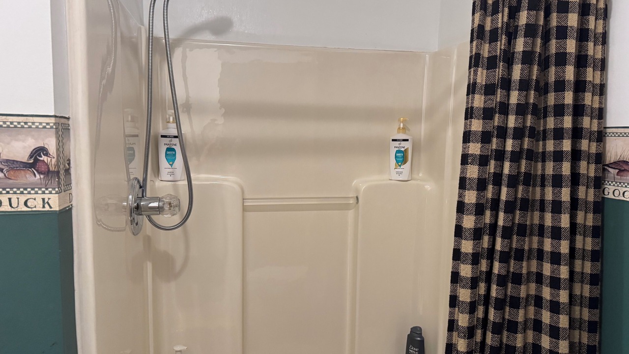 Photo of Bathroom in Weikert
