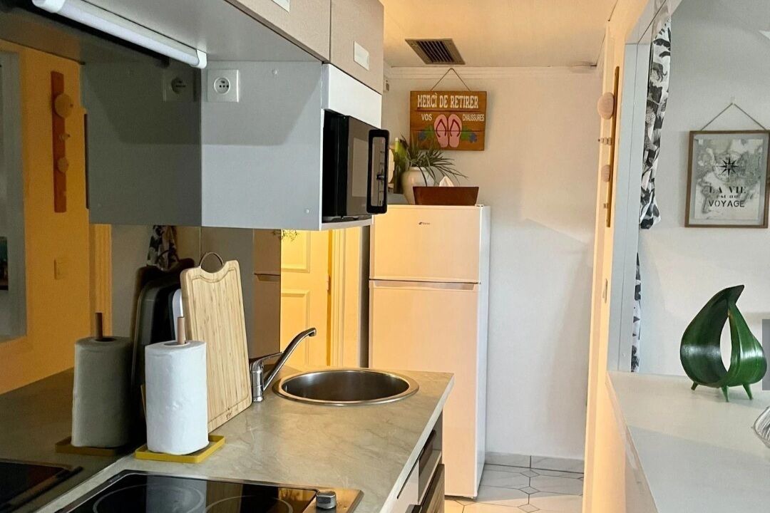 Photo of Kitchen in Le Moule