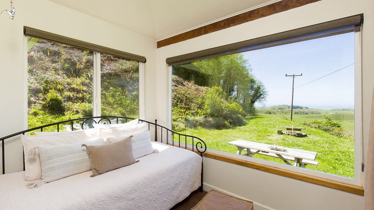 Photo of Bedroom in Orick