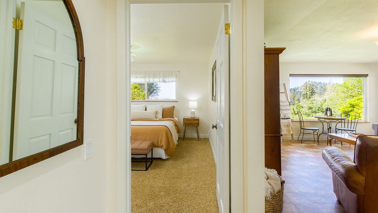 Photo of Bedroom in Orick