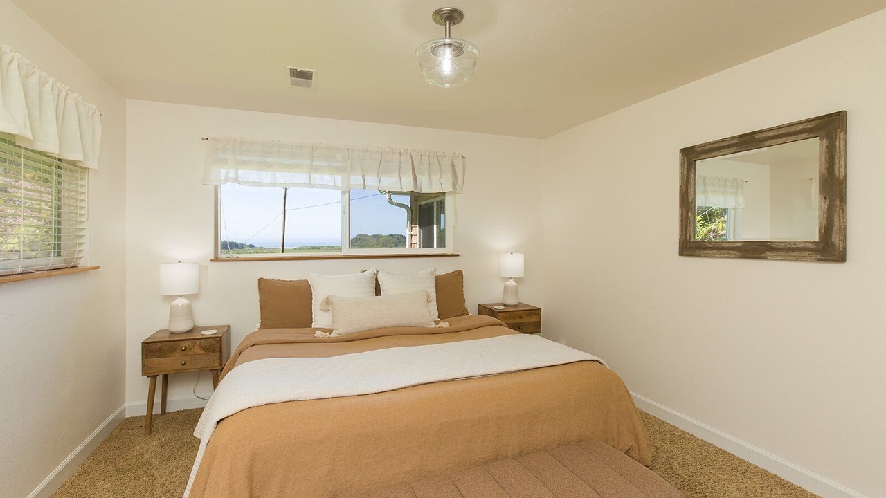 Photo of Bedroom in Orick
