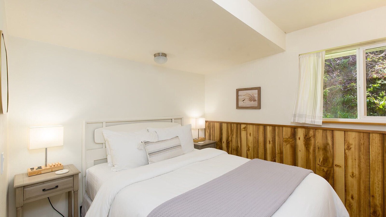 Photo of Bedroom in Orick