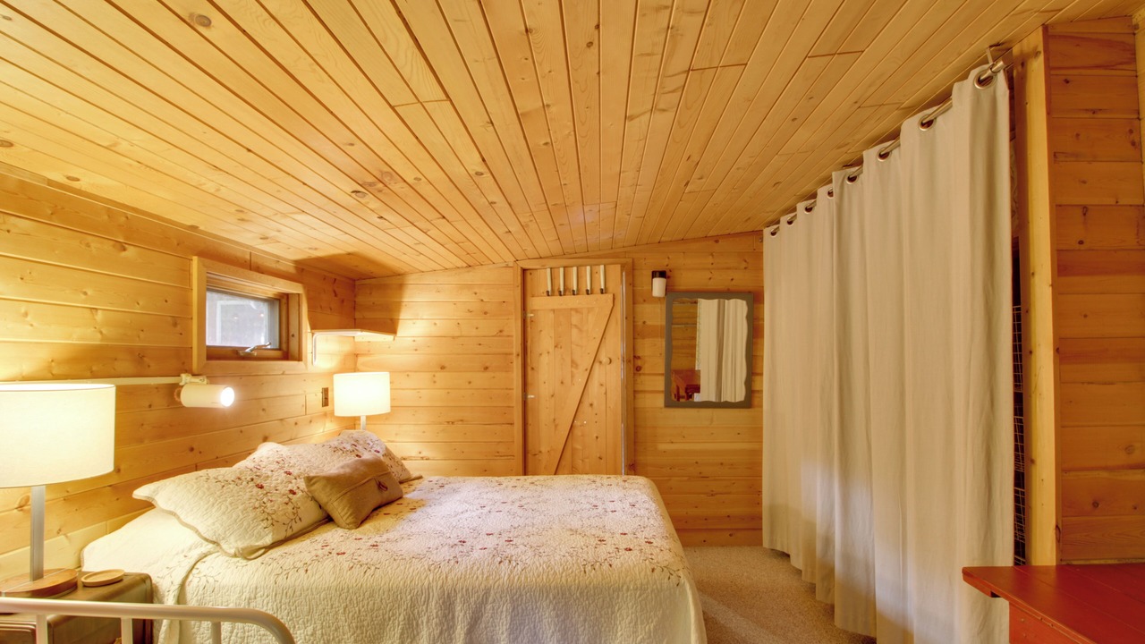 Photo of Bedroom in Deer River