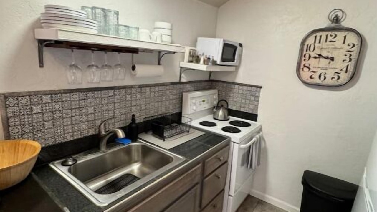 Photo of Kitchen in West University