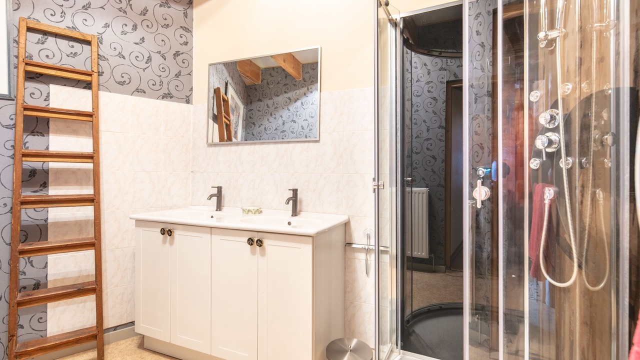 Photo of Bathroom in Cognet