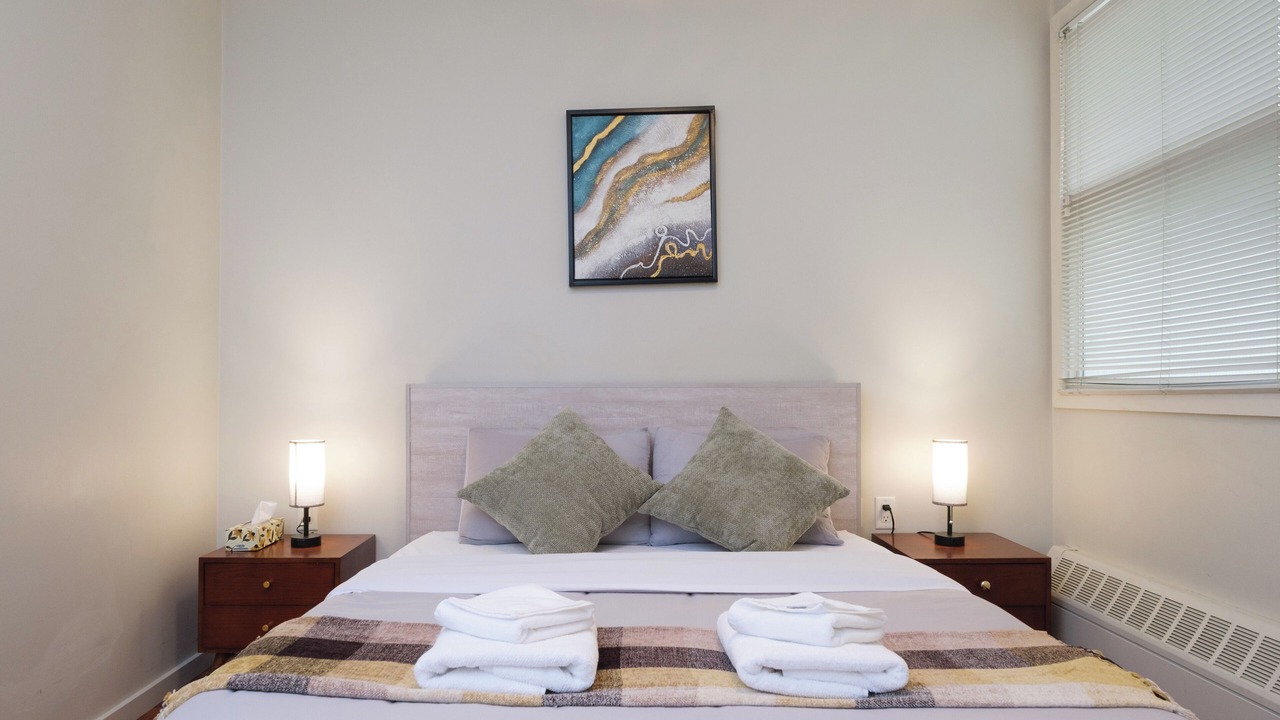 Photo of Bedroom in Coal Harbour