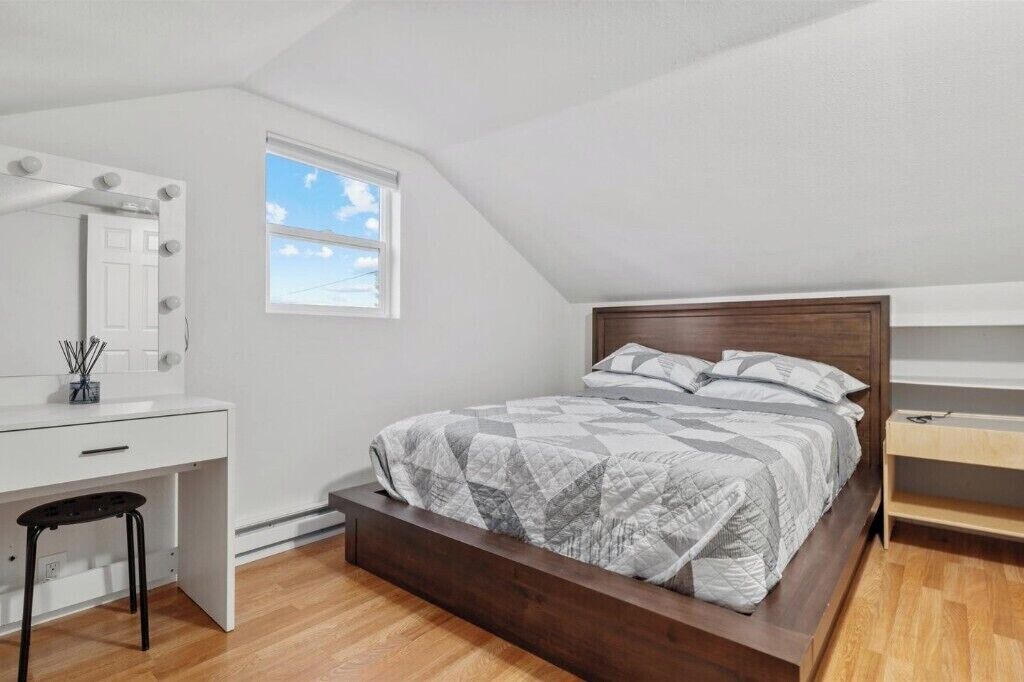 Photo of Bedroom in Highline
