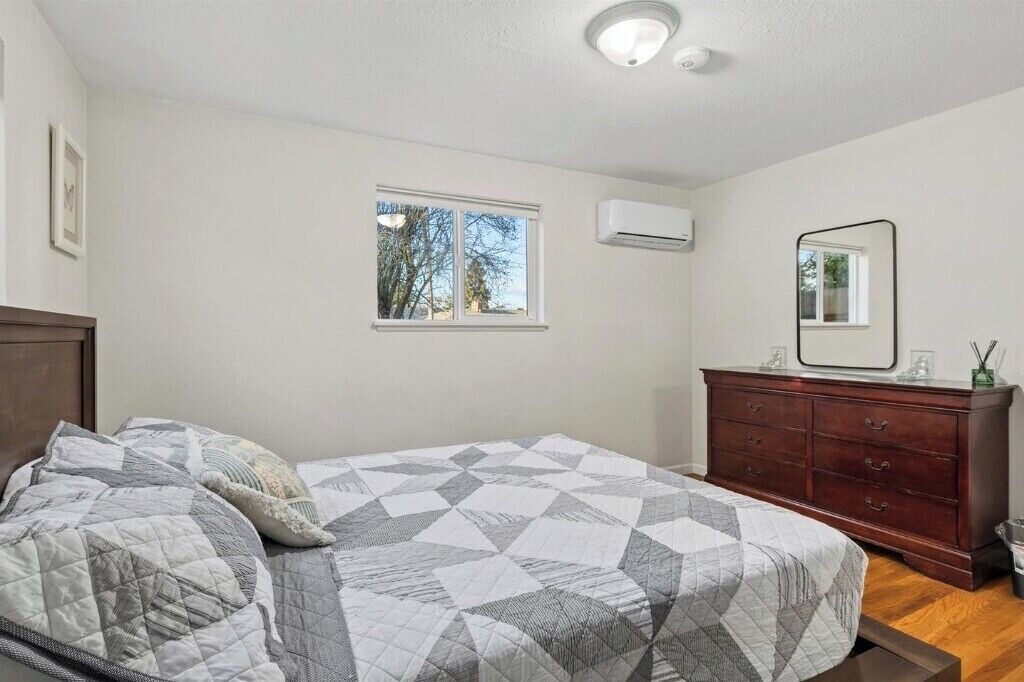 Photo of Bedroom in Highline