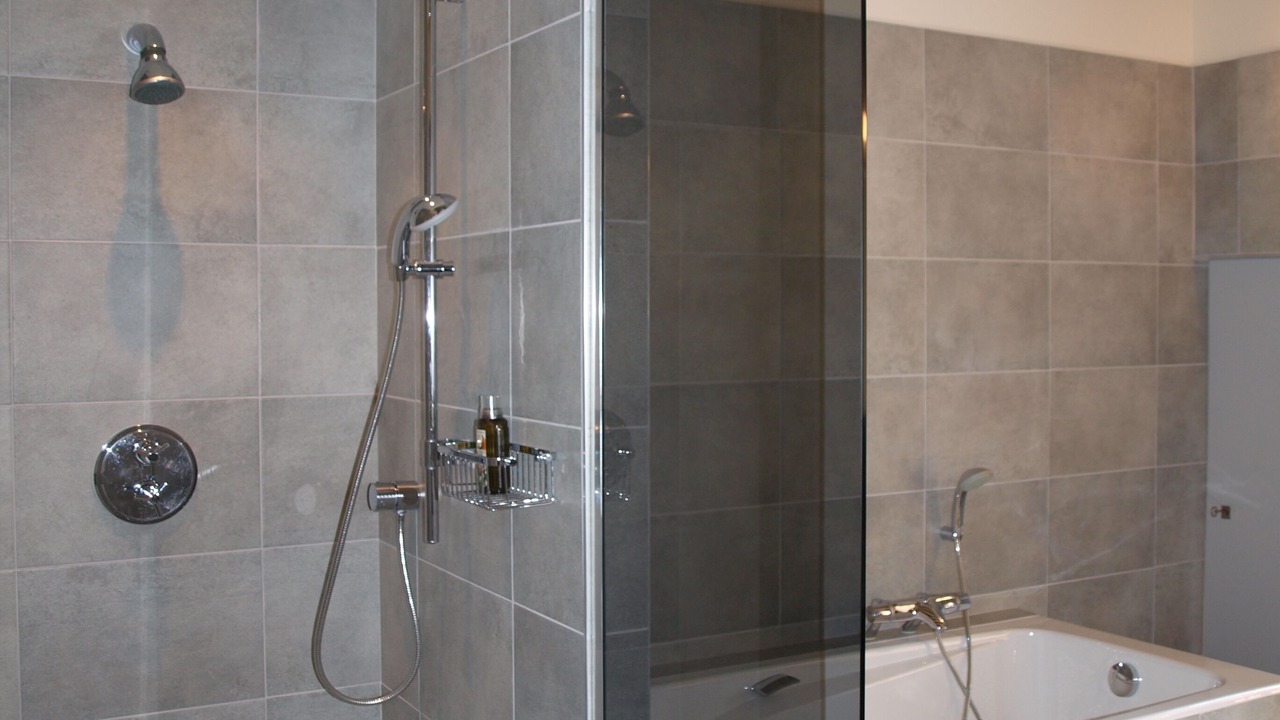 Photo of Bathroom in Crepon
