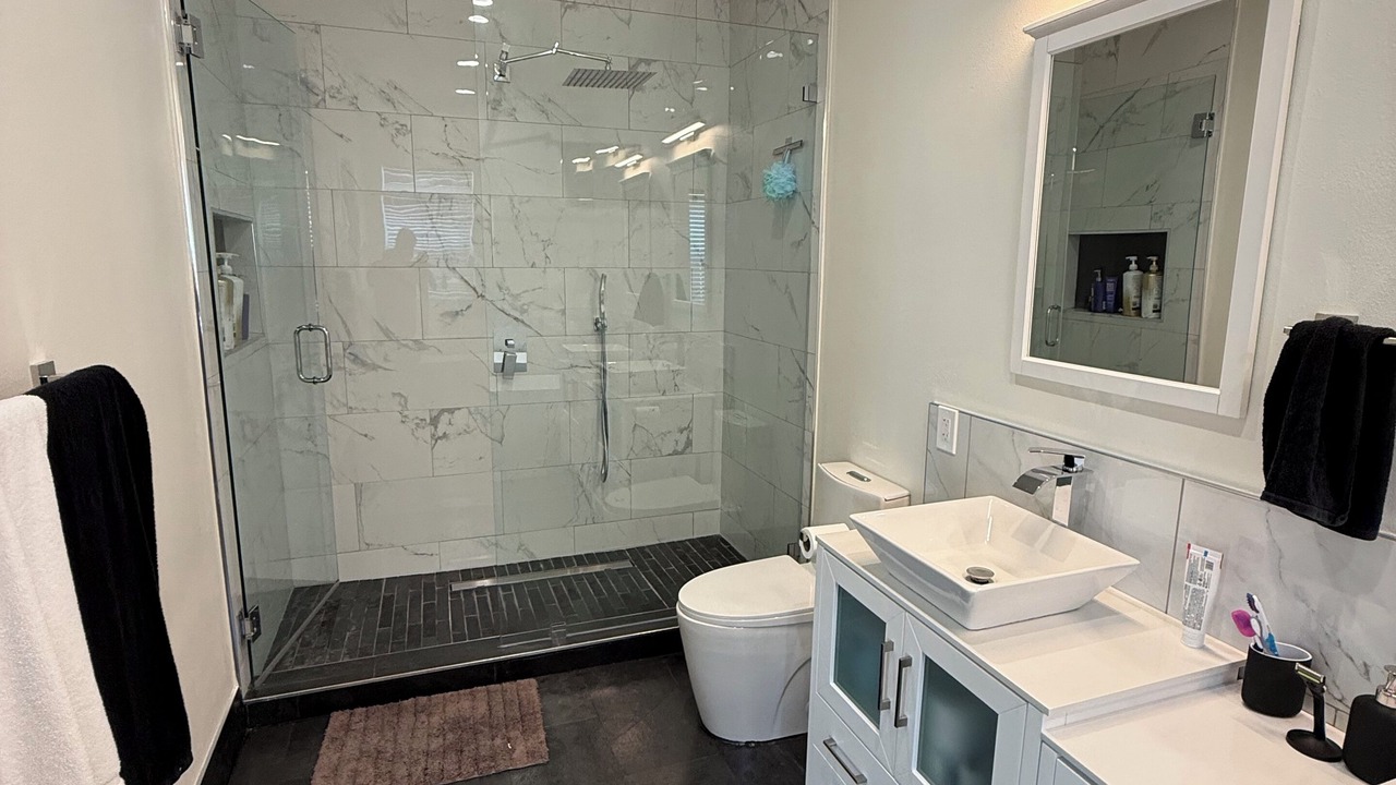 Photo of Bathroom in Lake Balboa