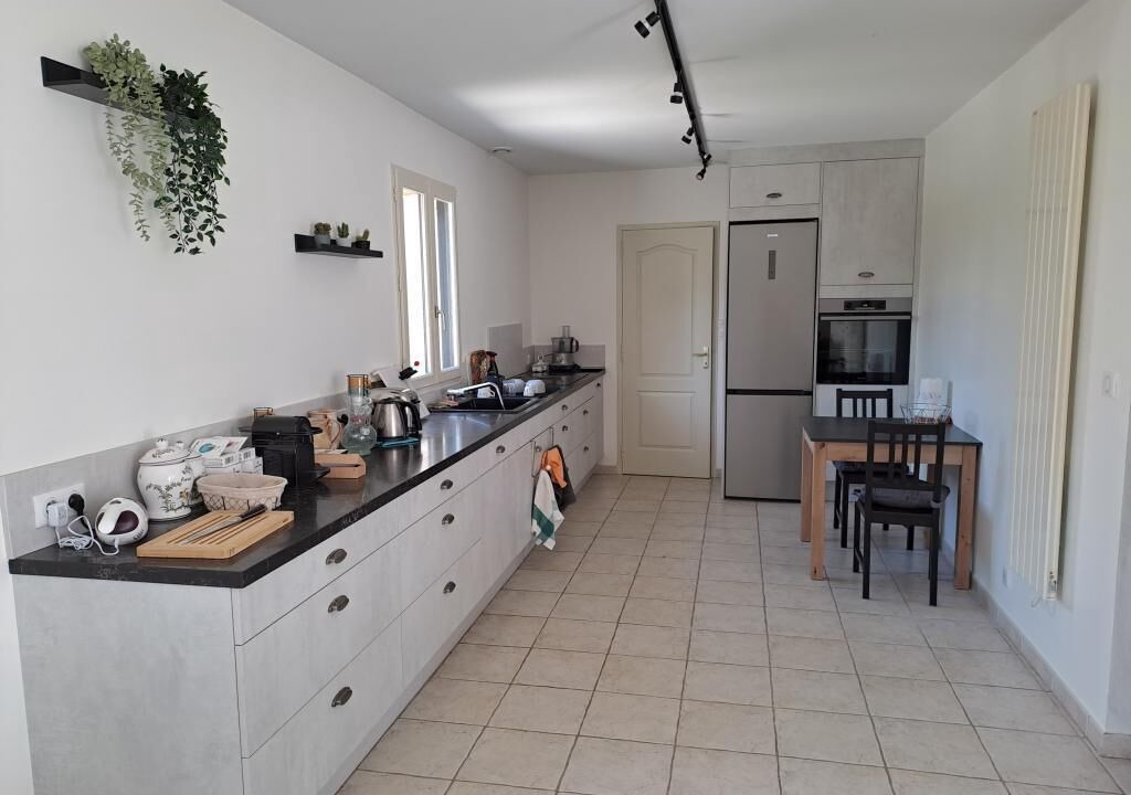 Photo of Kitchen in Saint-Etienne-la-Thillaye