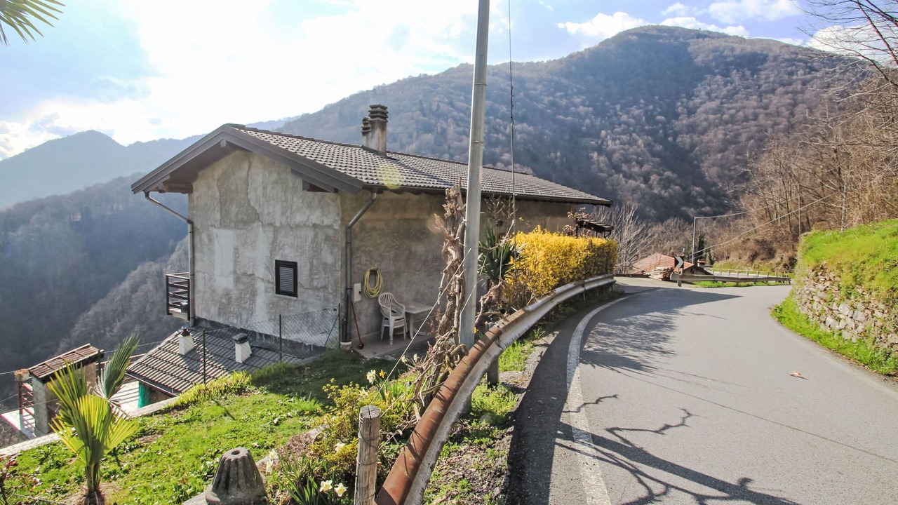 Photo of Others in Aurano