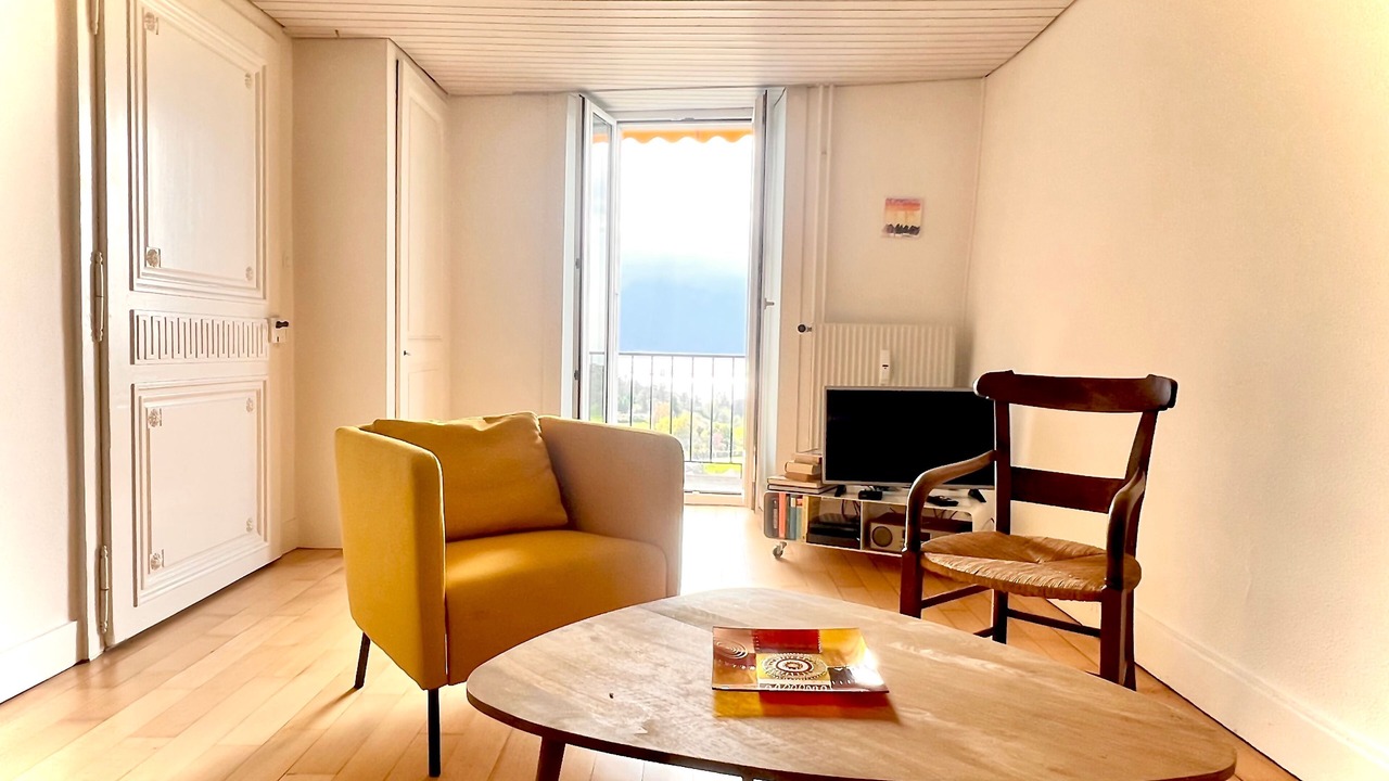 Photo of Livingroom in Montreux