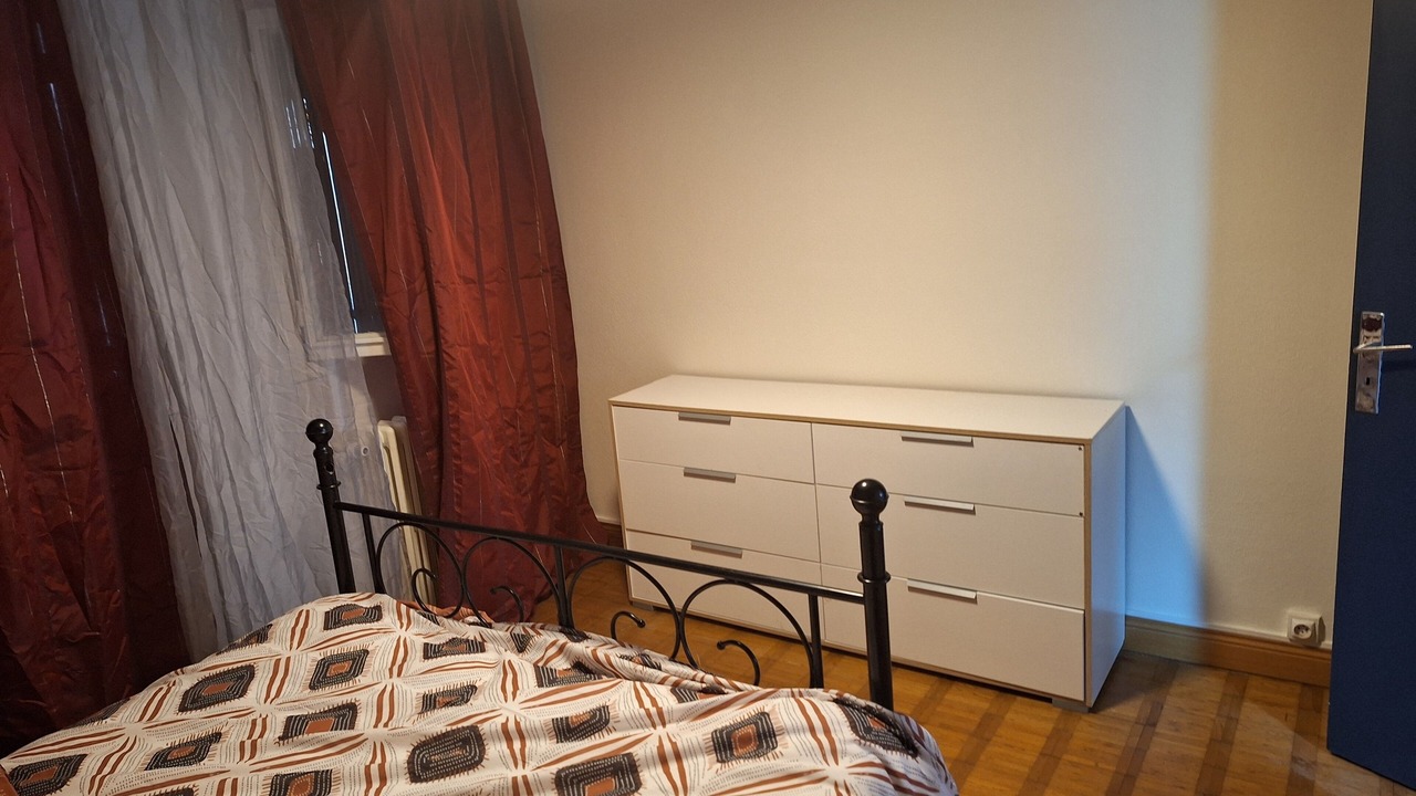 Photo of Bedroom in Saint-Jean-de-Braye