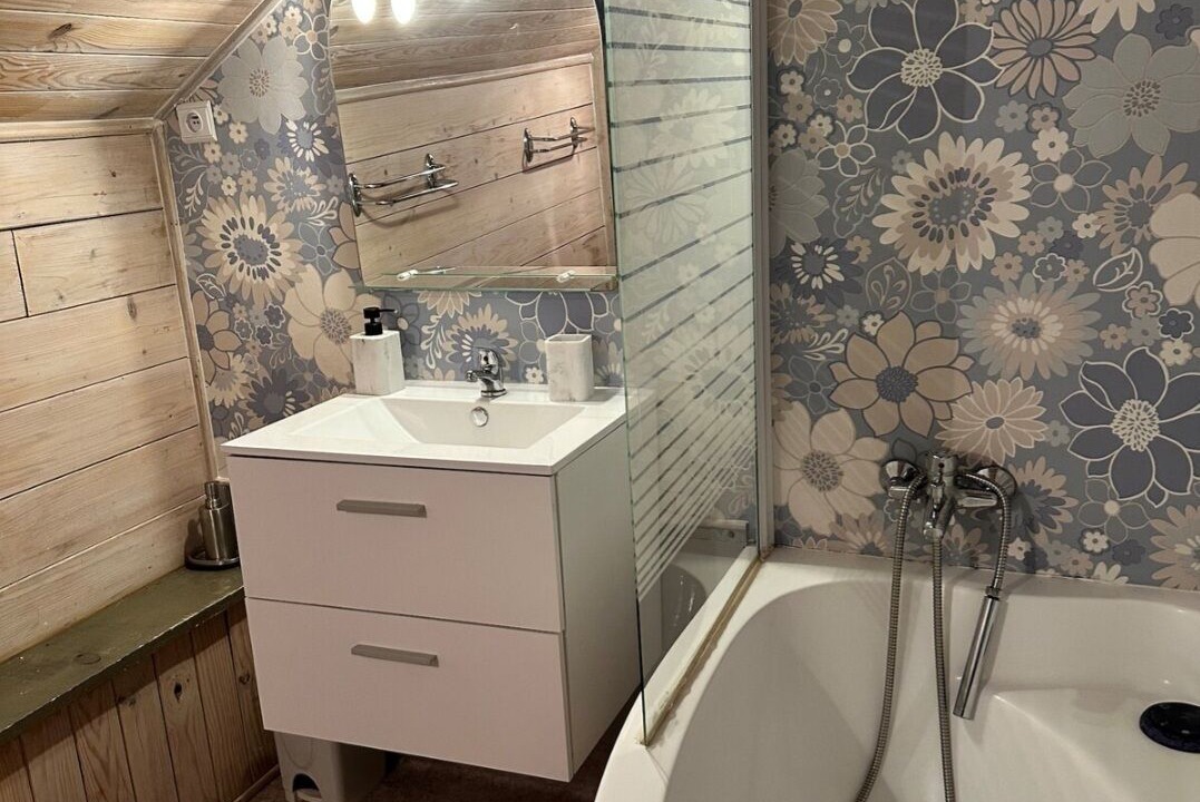 Photo of Bathroom in Flavignac
