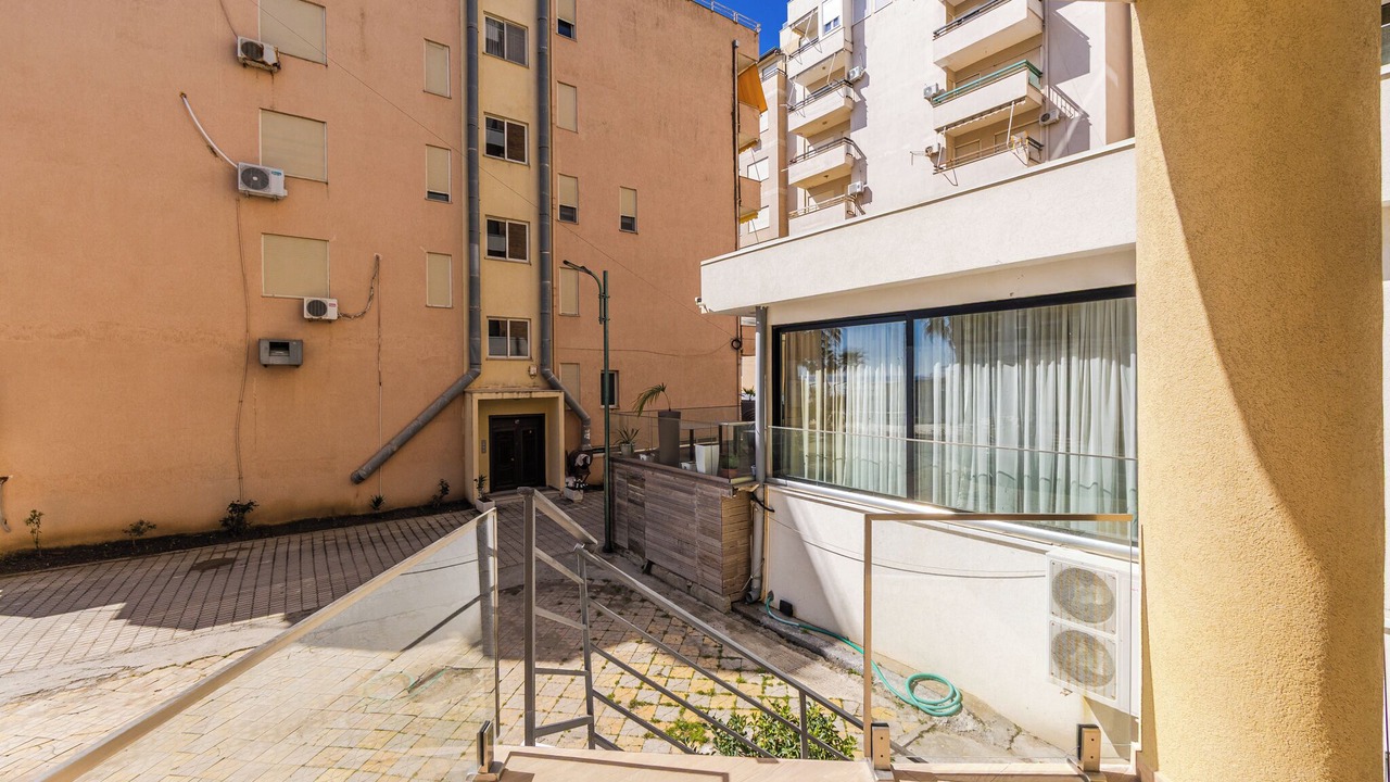 Photo of Outdoor in Golem