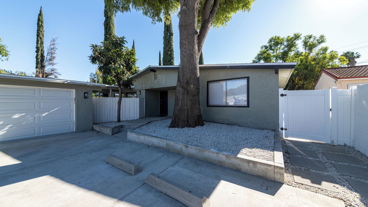 Photo of Outdoor in Reseda