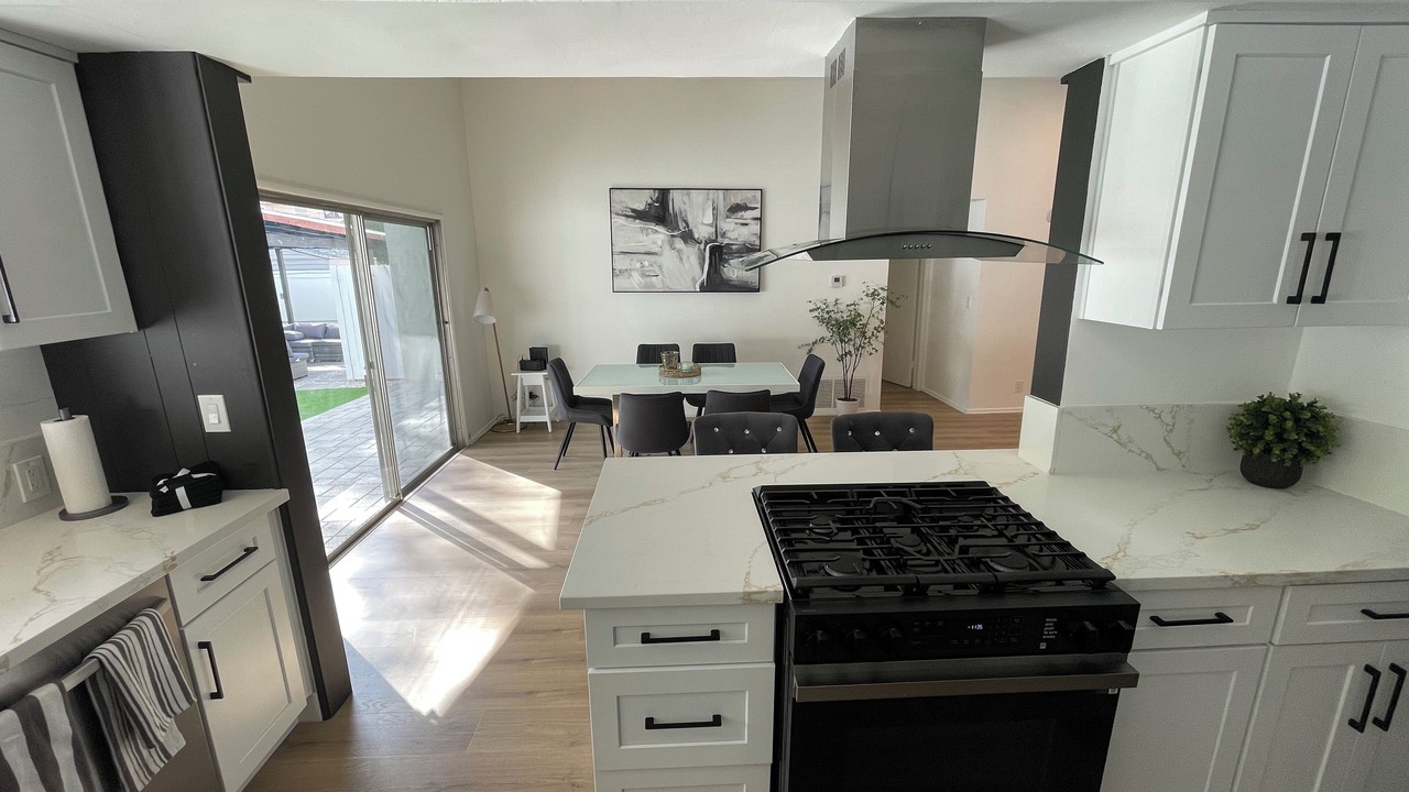 Photo of Kitchen in Reseda