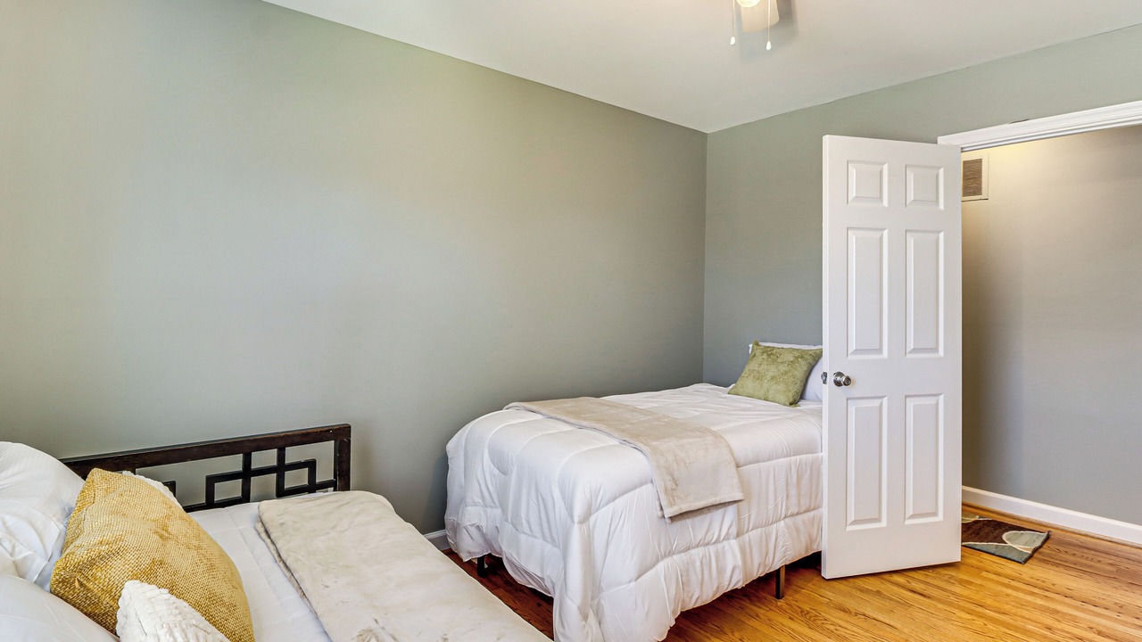 Photo of Bedroom in Walker Mill