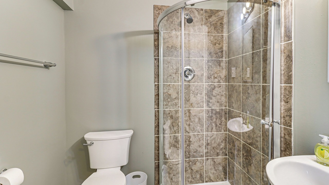 Photo of Bathroom in Walker Mill