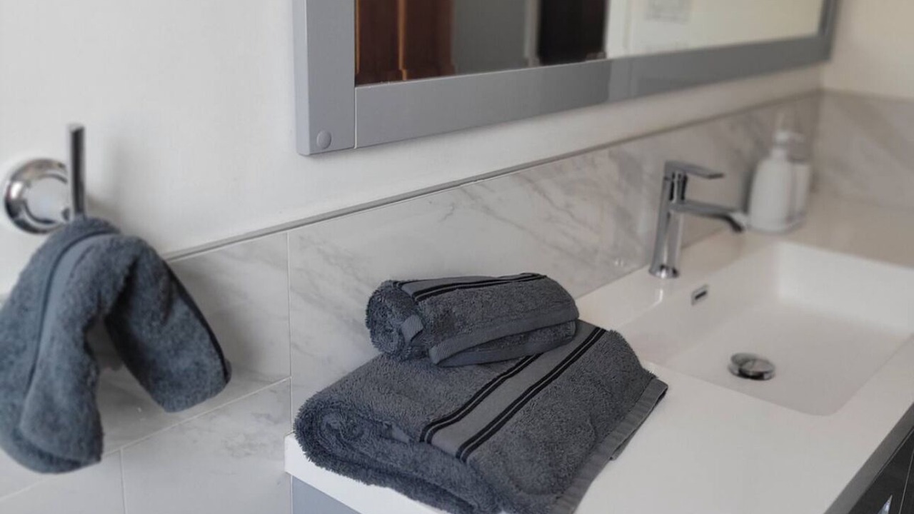 Photo of Bathroom in Tarzana
