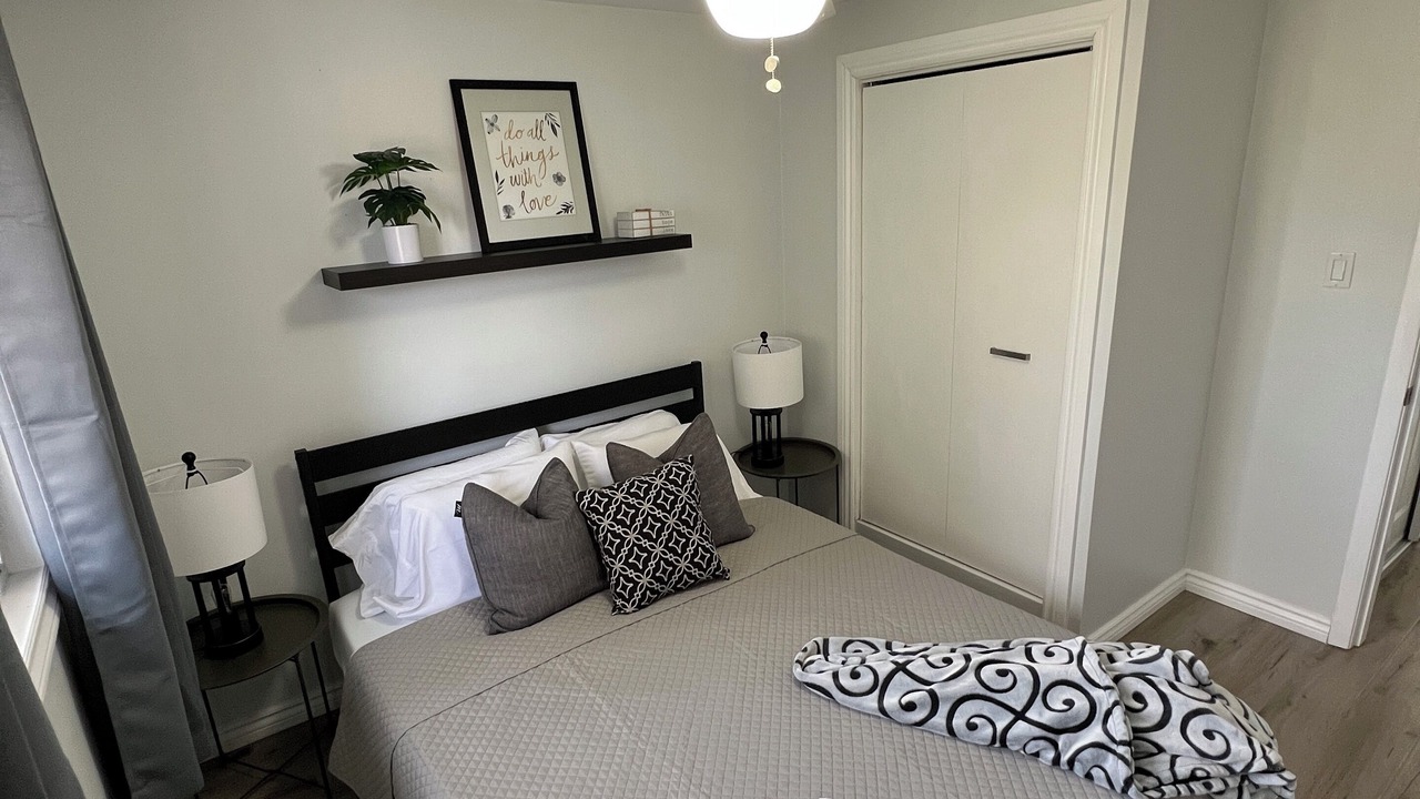 Photo of Bedroom in Hespeler