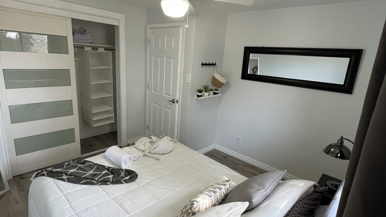 Photo of Bedroom in Hespeler