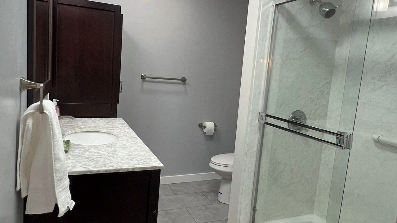 Photo of Bathroom in Shawanese