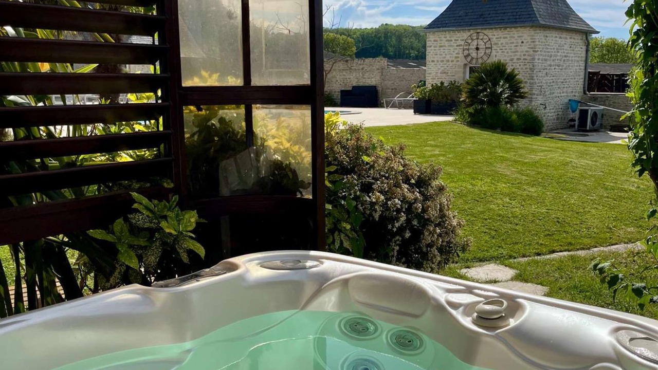 Photo of Outdoor in Saint-Come-de-Fresne