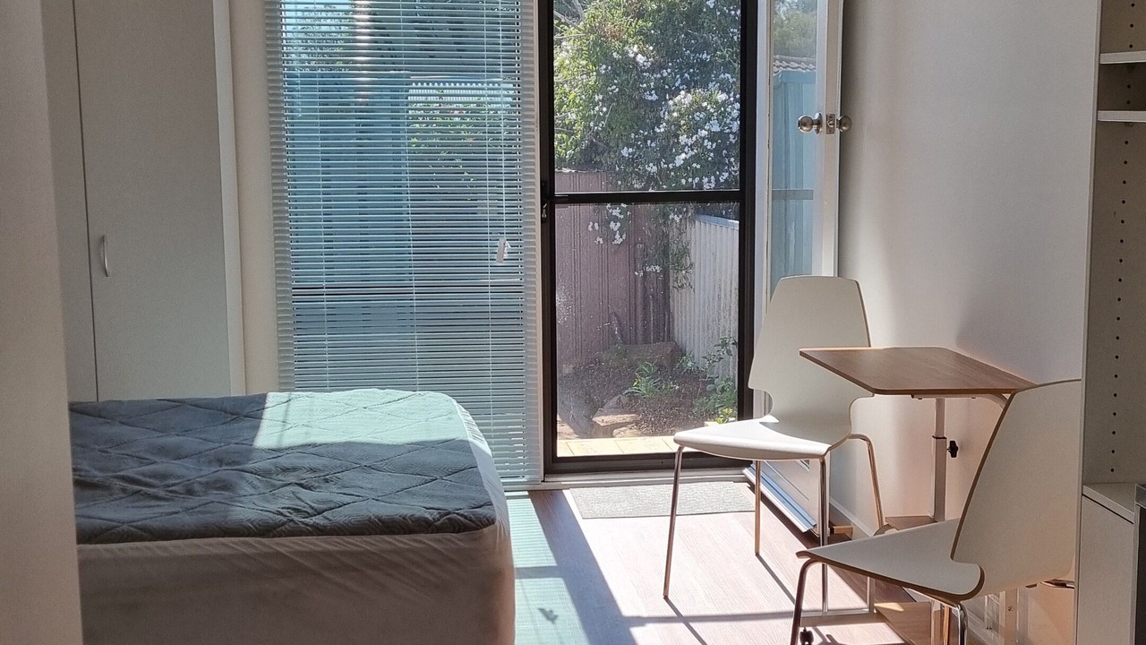 Photo of Bedroom in Surrey Downs