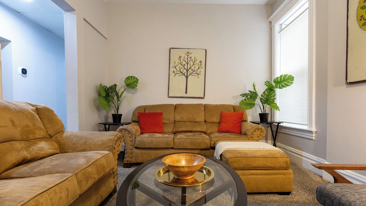 Photo of Livingroom in Central West End