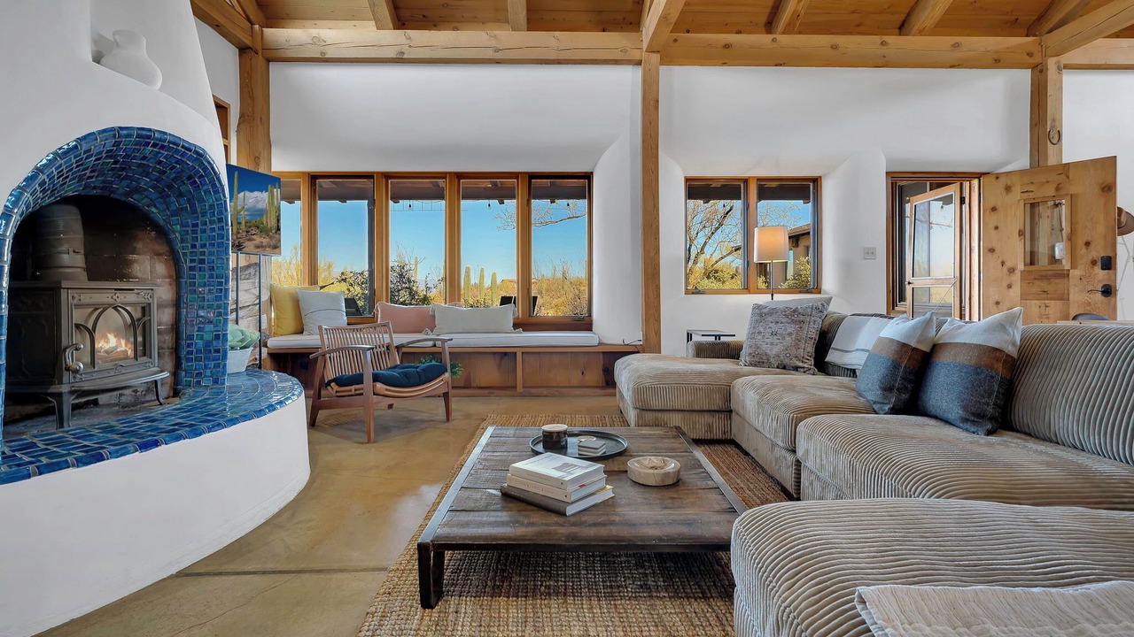 Photo of Livingroom in Tucson