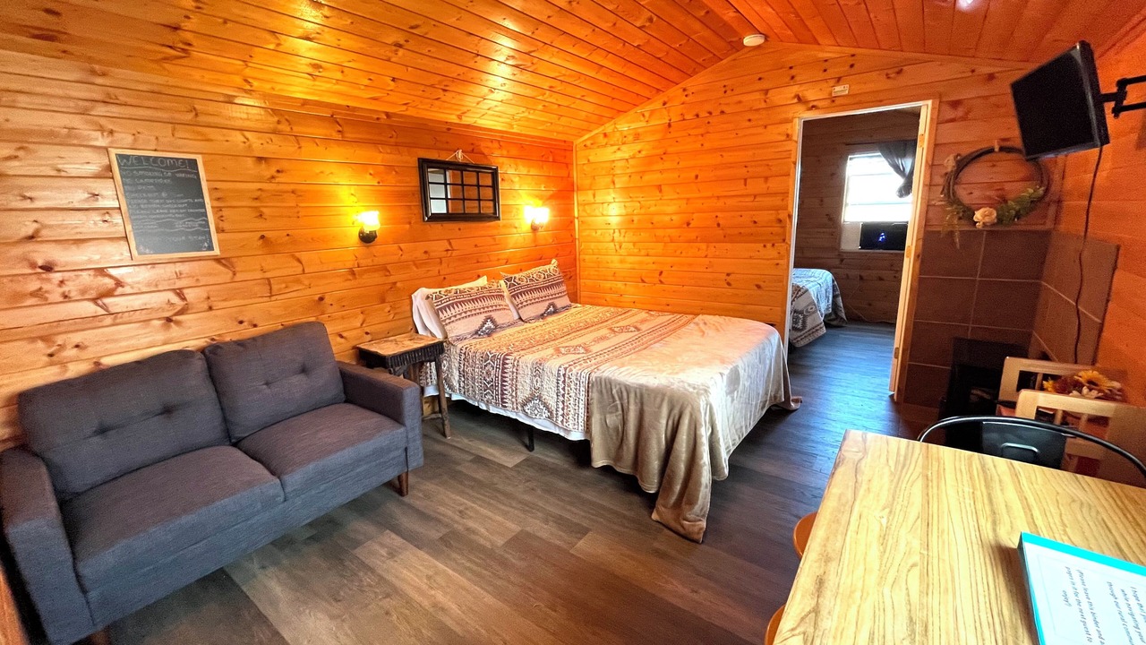 Photo of Bedroom in Chiloquin
