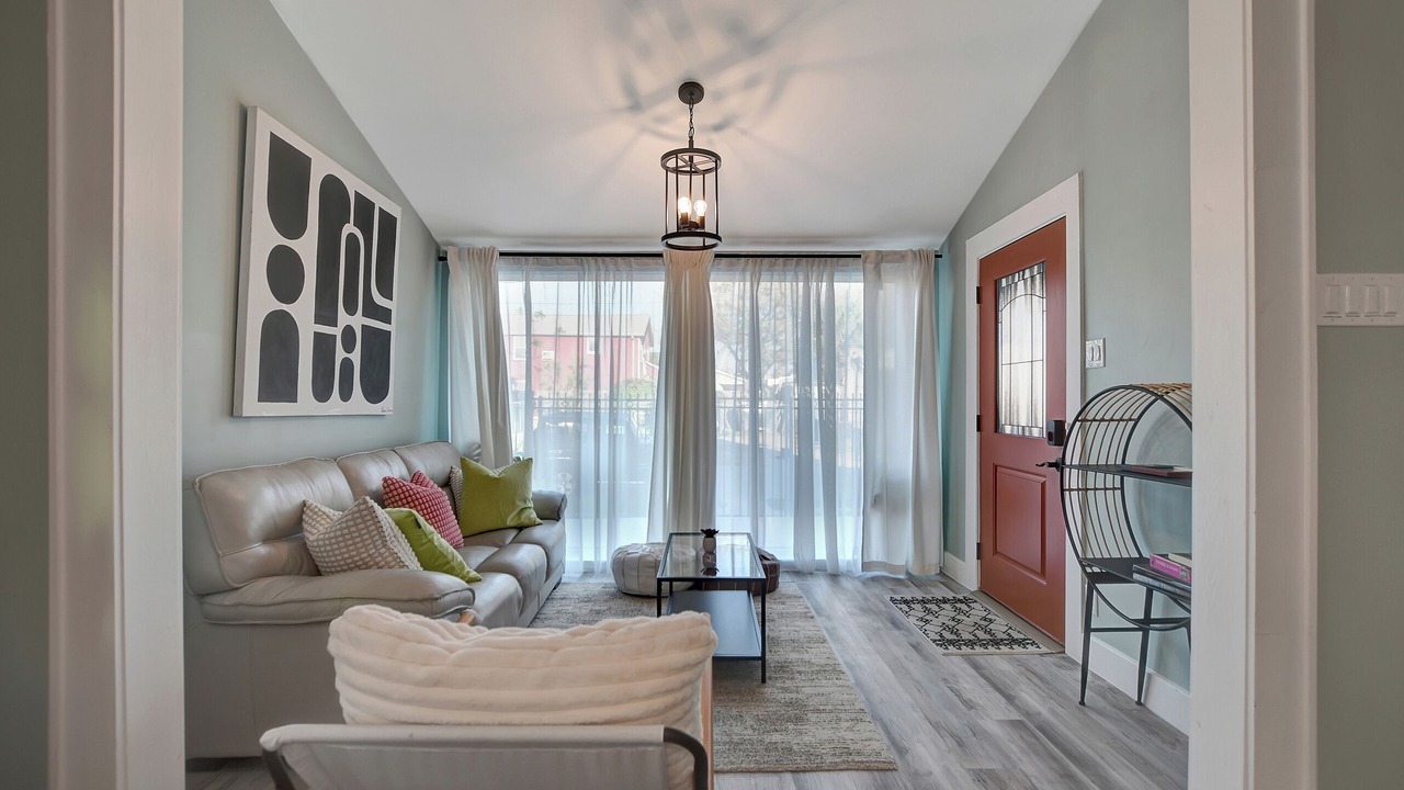 Photo of Livingroom in Montrose