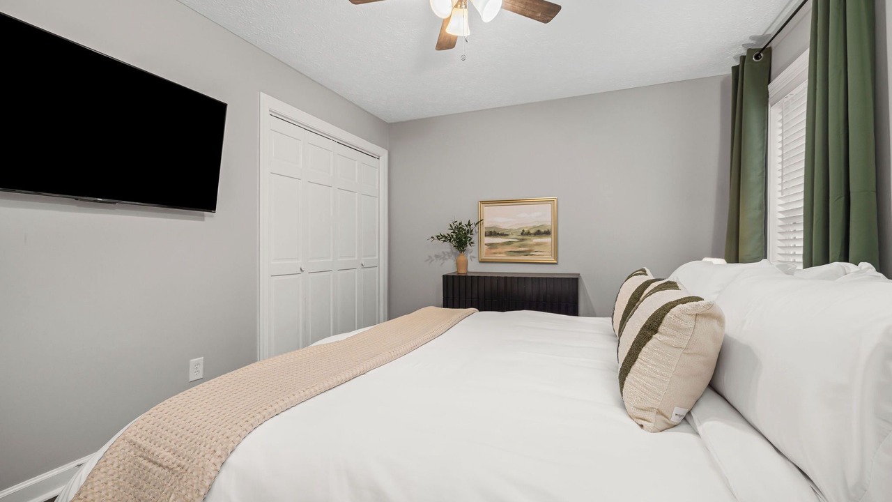 Photo of Bedroom in Forest