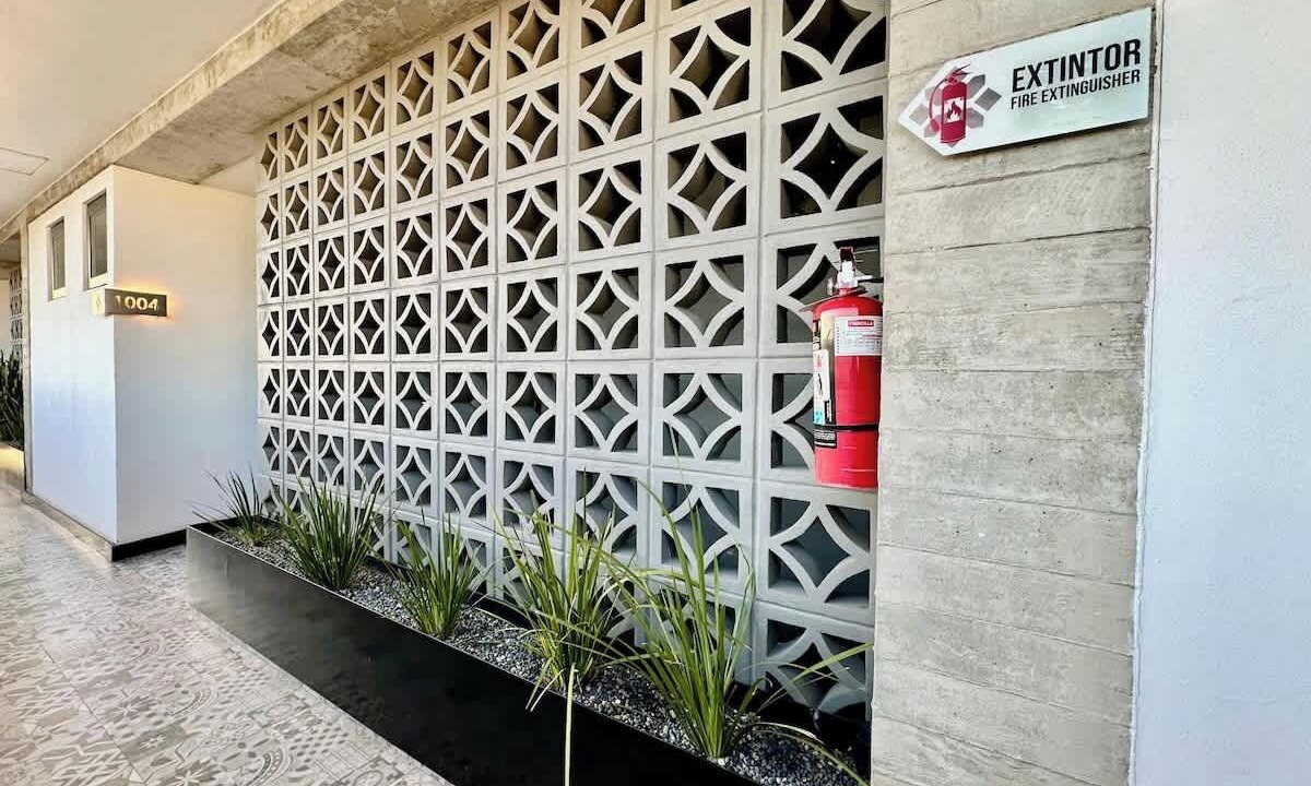 Photo of Outdoor in Avenida Revolucion