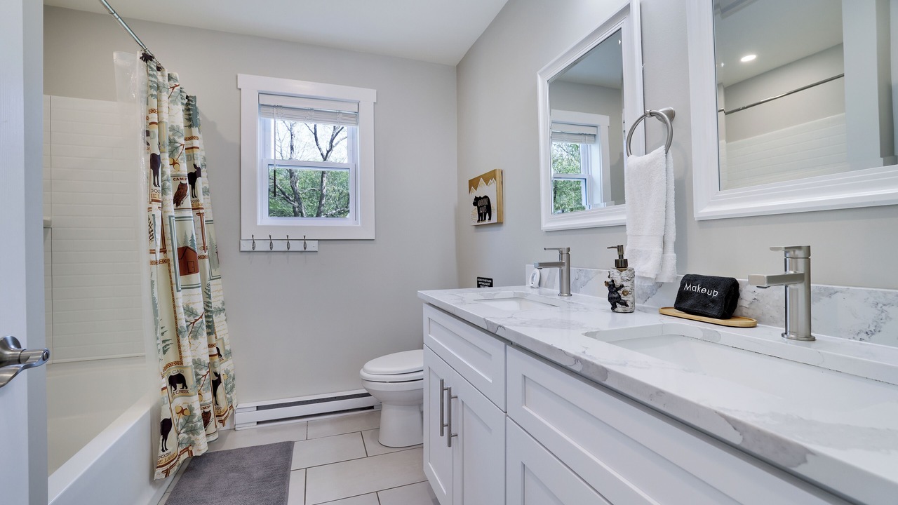 Photo of Bathroom in Jim Thorpe