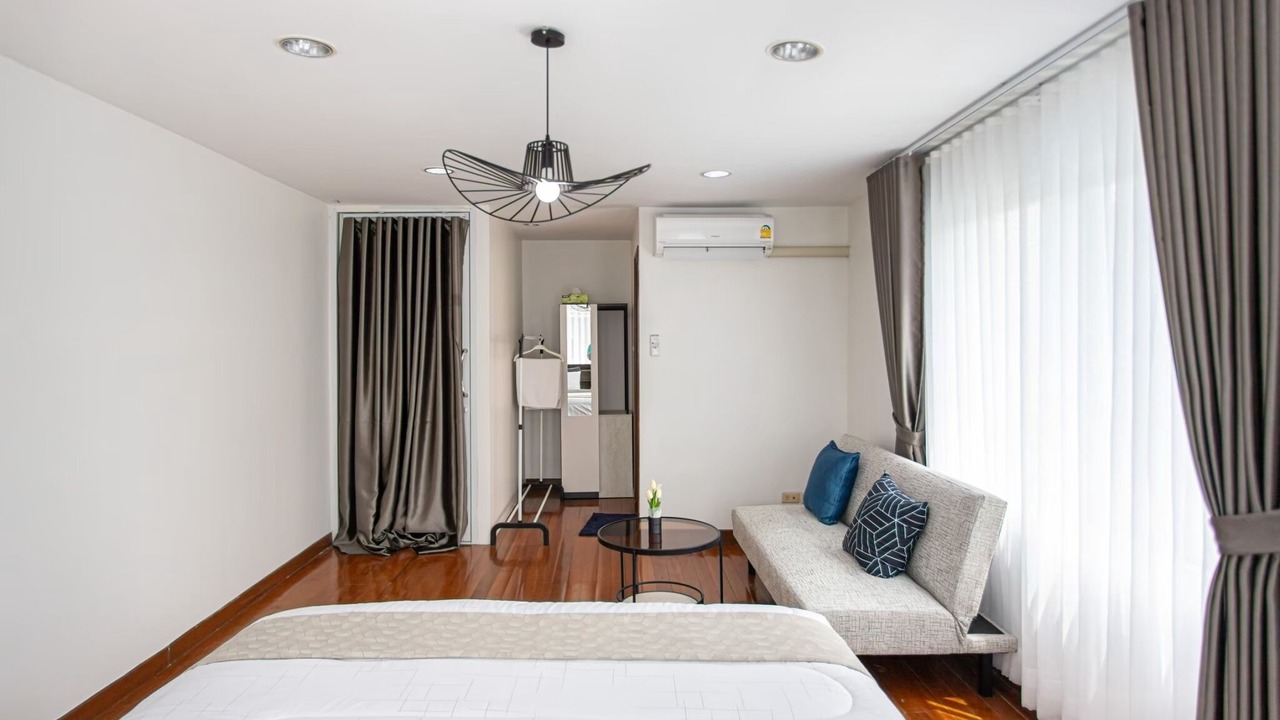 Photo of Bedroom in Phahonyothin