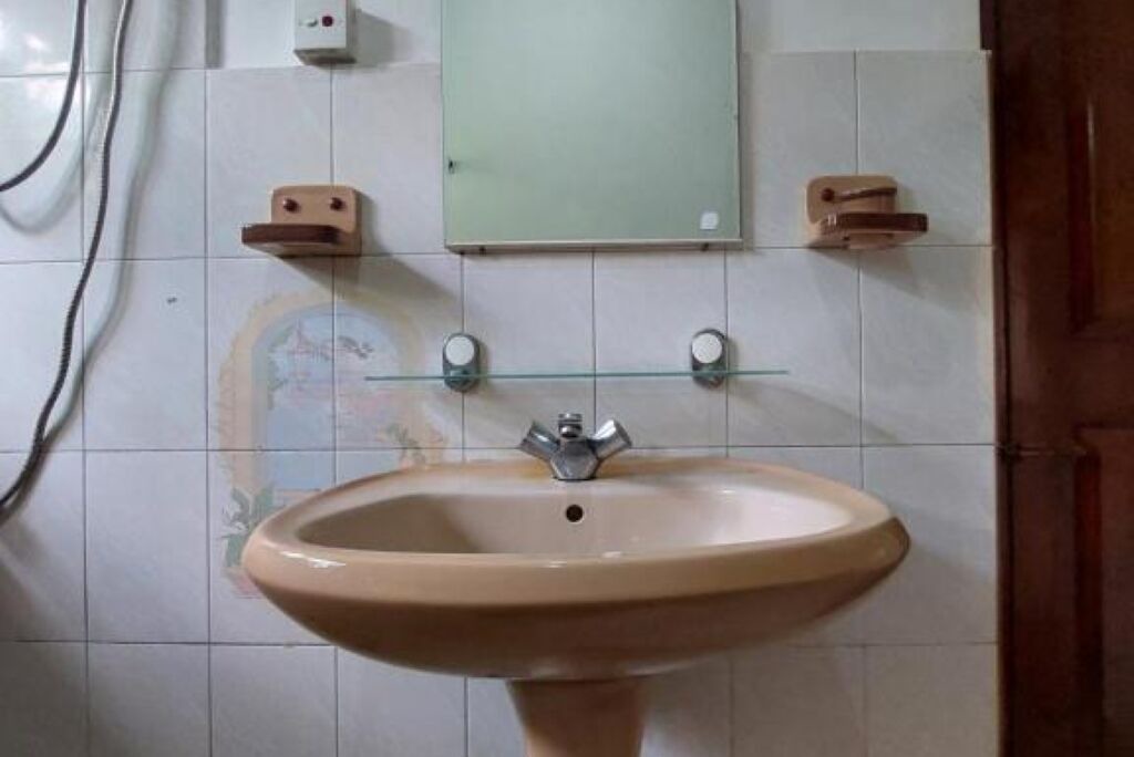 Photo of Bathroom in Kandy