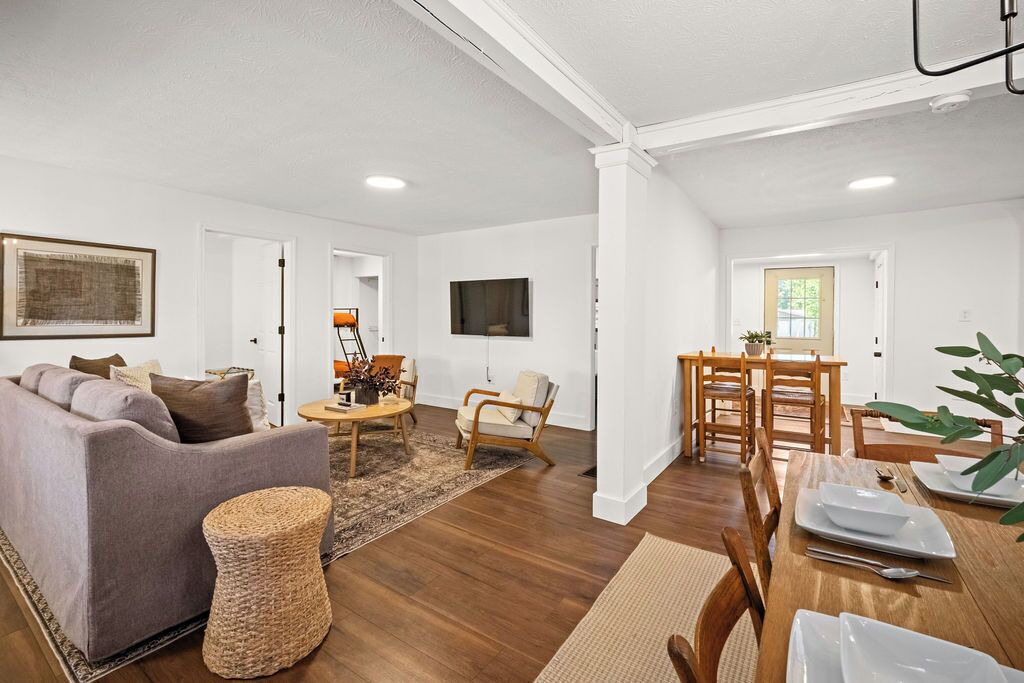 Photo of Bedroom in Lansing
